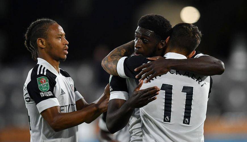 包含富勒姆主场大捷，保级前景大为改观，掌声雷动的词条