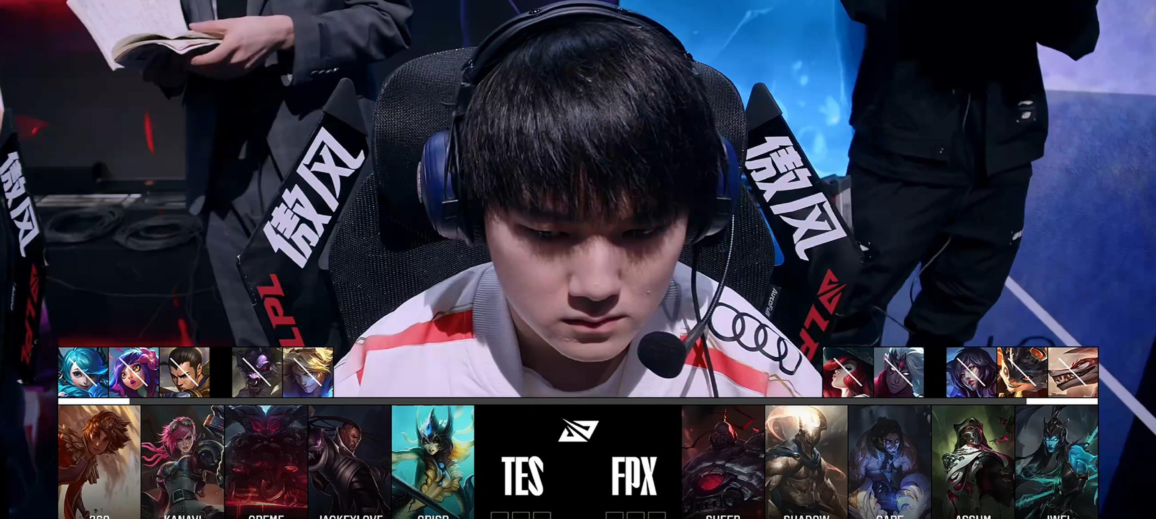 TES横扫SHR，CoreJJ操刀奇招英雄翻盘峡谷大战2025世界赛，留下经典瞬间的简单介绍