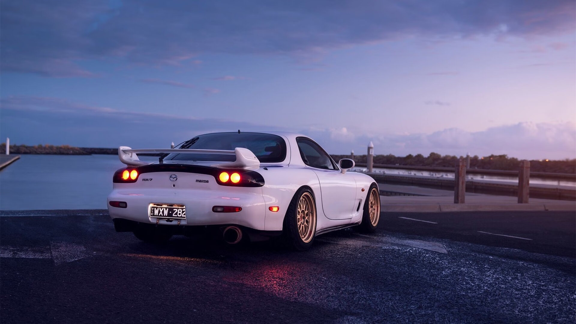 钢铁防线与致命突袭，阿坎吉个人秀导演，克罗地亚军团客场强势碾碎黄色潜水艇